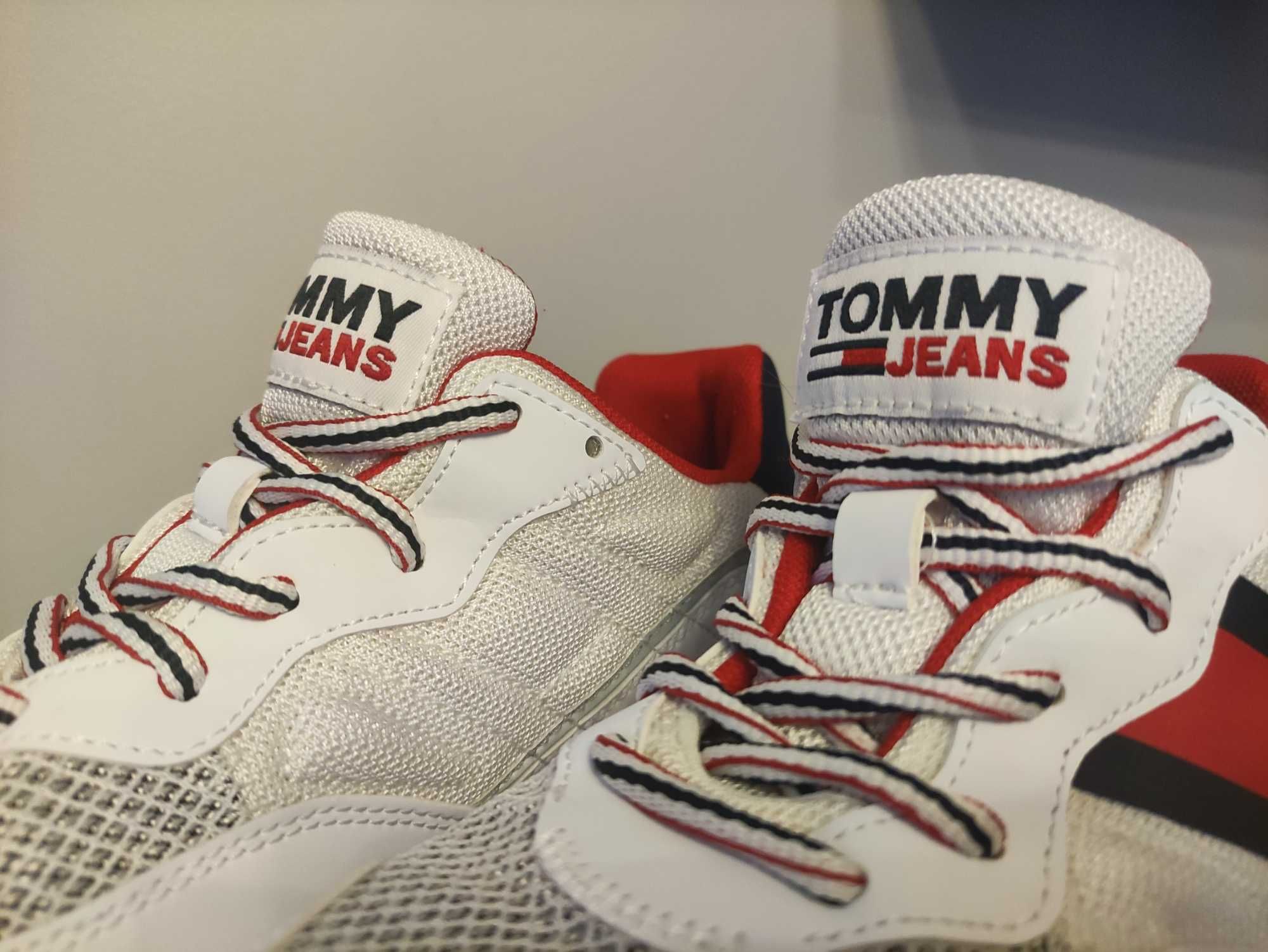 Tommy Hilfiger Jeans buty damskie sportowe adidasy do biegania białe