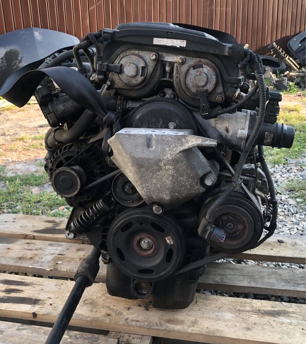 Двигун 1.4i 16v (A14XER) мотор Opel Astra J Corsa D Meriva B