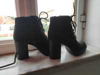 Sapatos e Botins senhora Nº 41