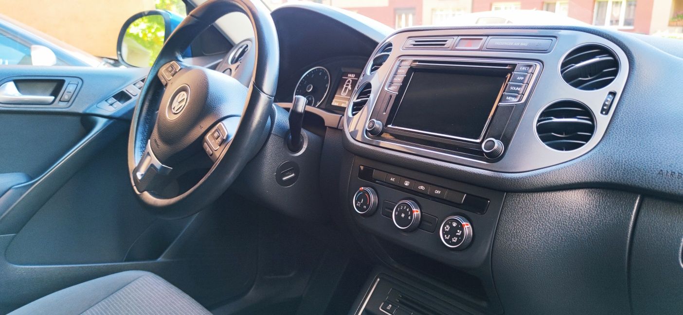 VW Tiguan 2017r. 2.0 Limited benzyna automat 4x4 wynajem najem długote