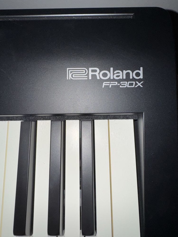 Roland fp-30x цифрове фортепіано