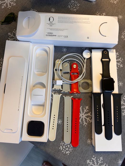 Apple Watch Series 5 44 mm+ paski