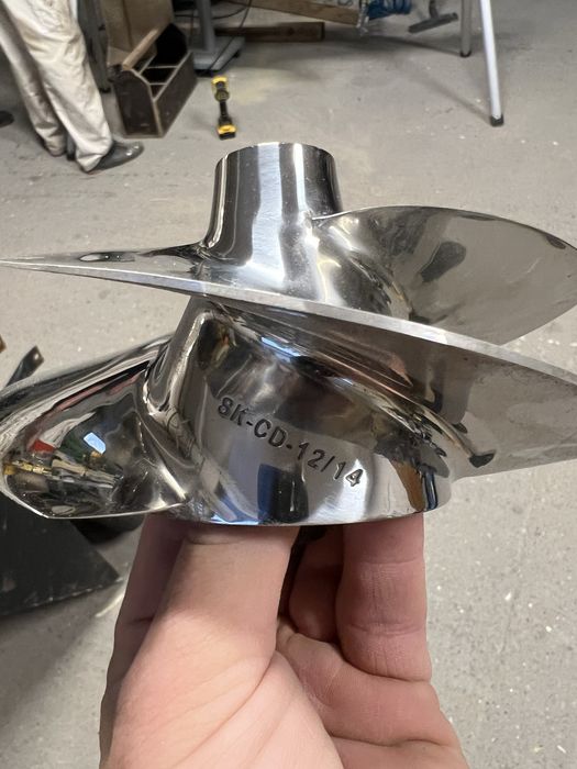 Śruba Seadoo Spark do skutera 12/14 nowa Solas