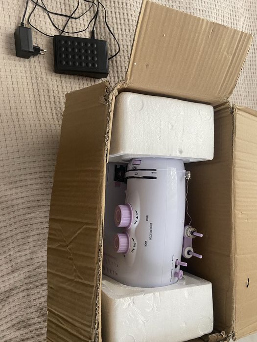 Domowa maszyna do szycia Amazon Basics