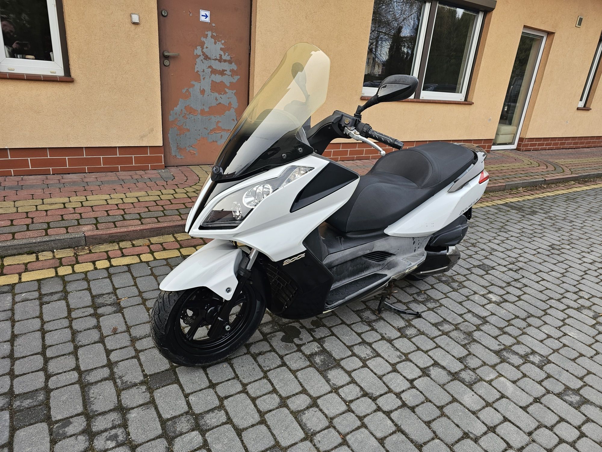 Kymco DownTown 200 skuter XL