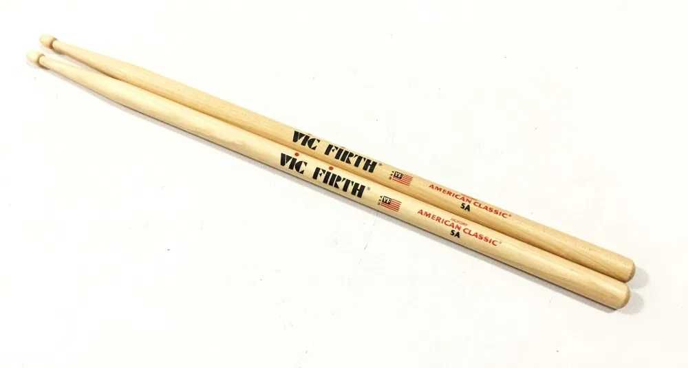 4 komplety pałek Vic Firth American Classic Hickory 5A