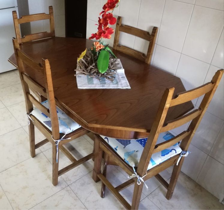 Mesa de Cozinha Extensível