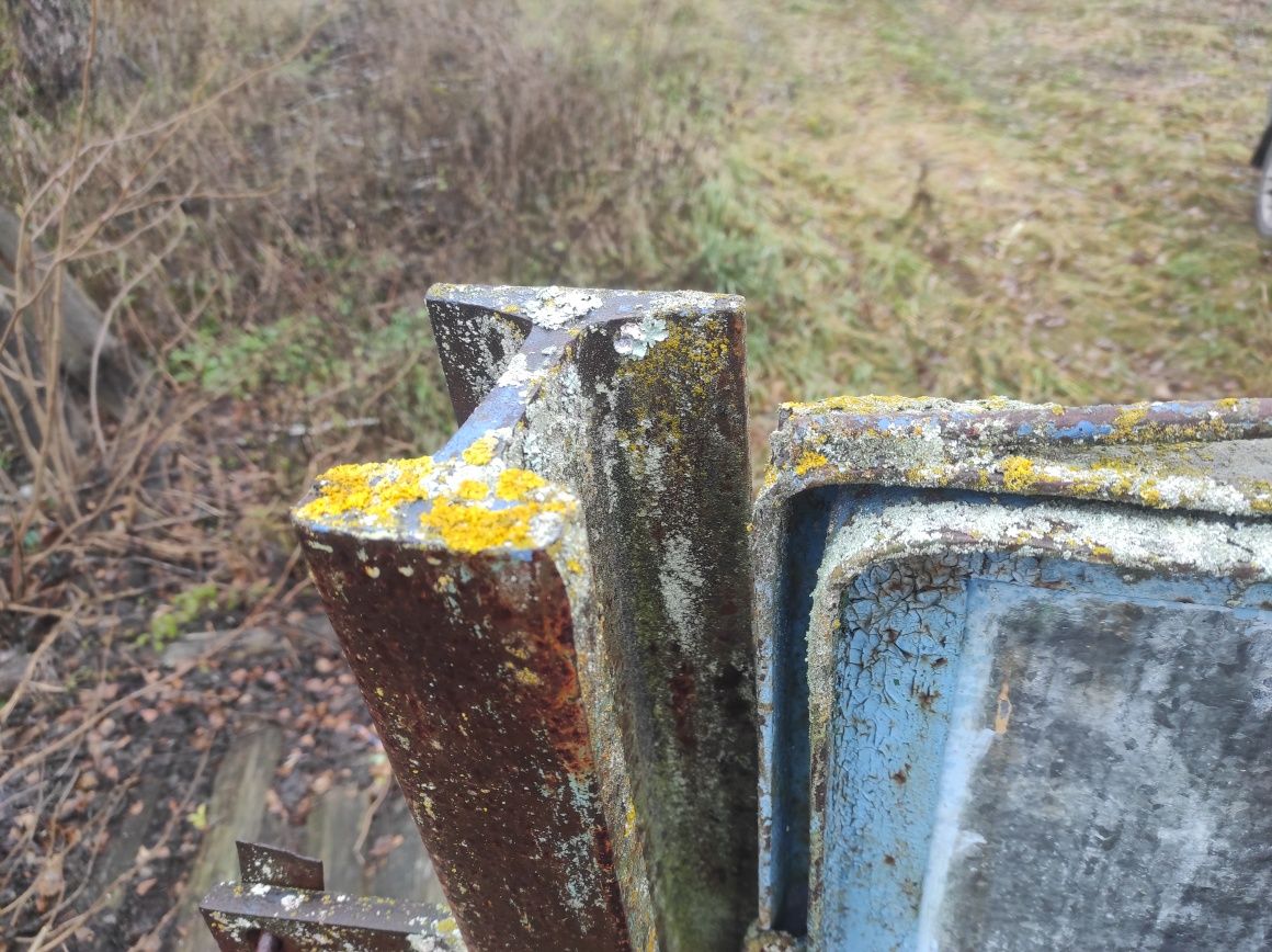 Ворота залізні железые