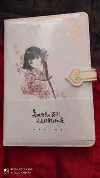 Bardzo ładny notes w stylu chińskim zapinany biały. Manga.