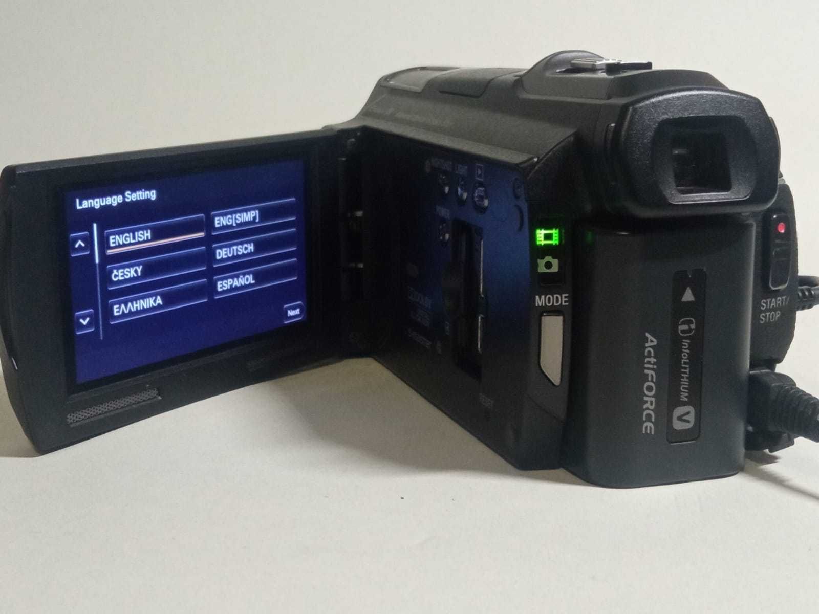 відеокамера sony HDR-CX740