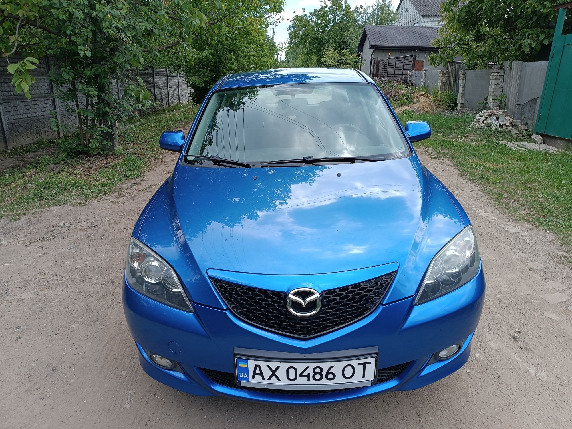 Продам Mazda 3 1.6 бензин