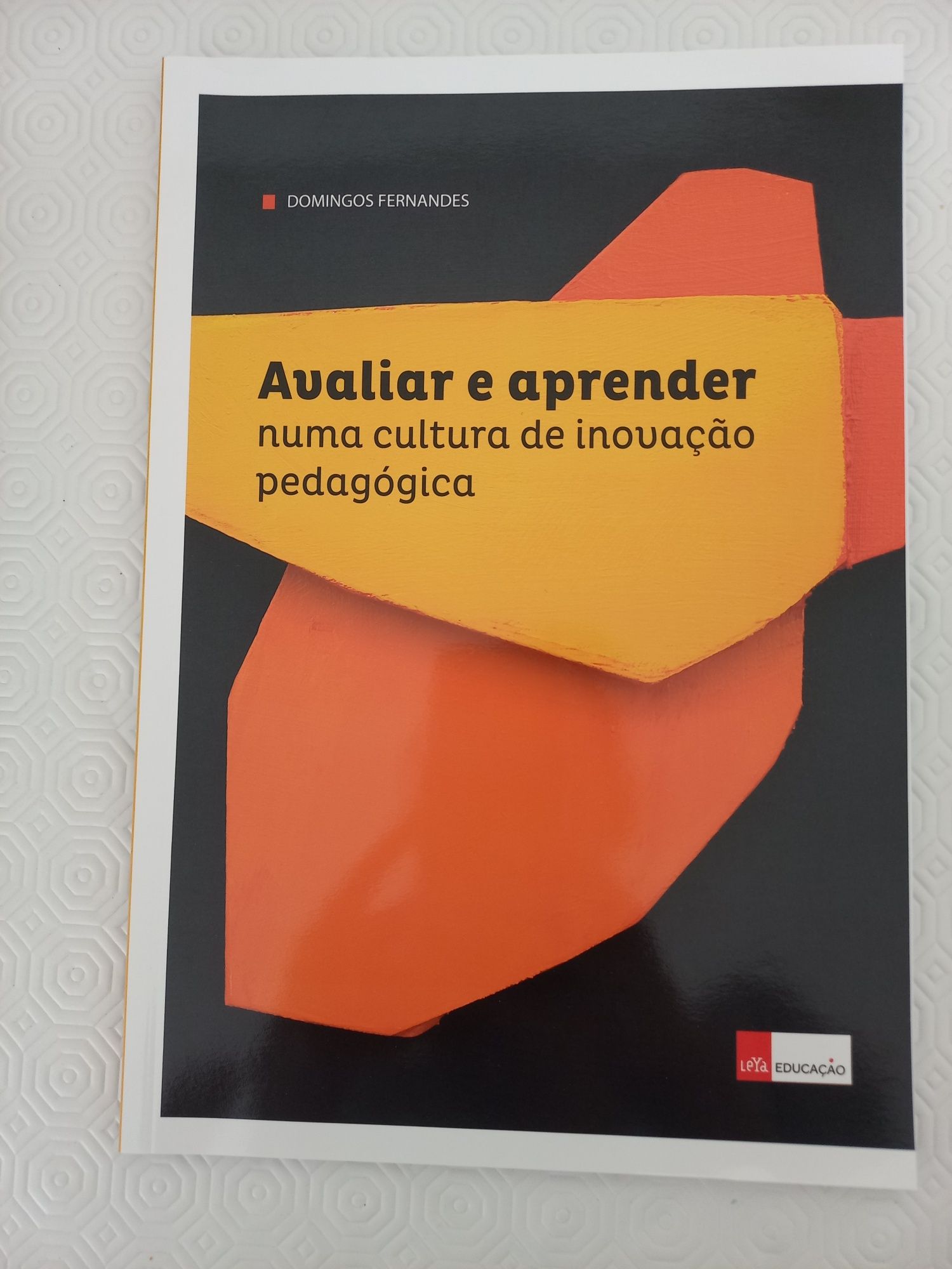 Livro pedagógico Avaliar e Aprender