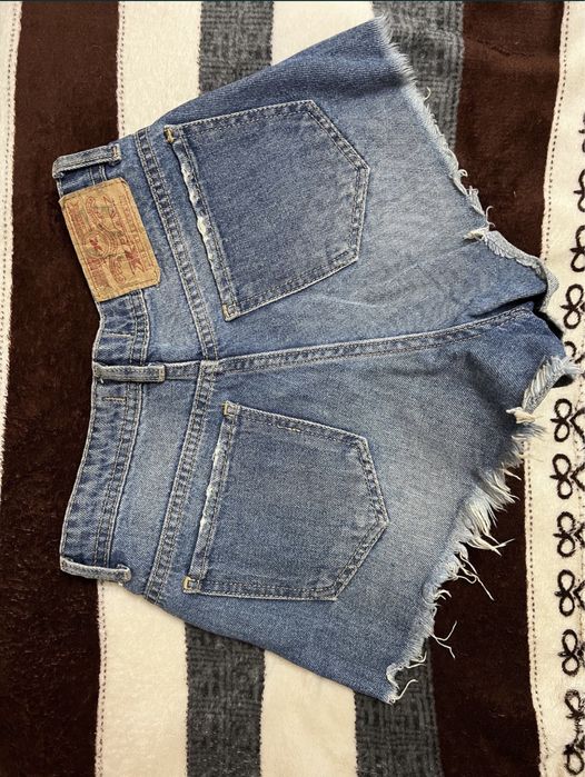 Джинсовые шорты