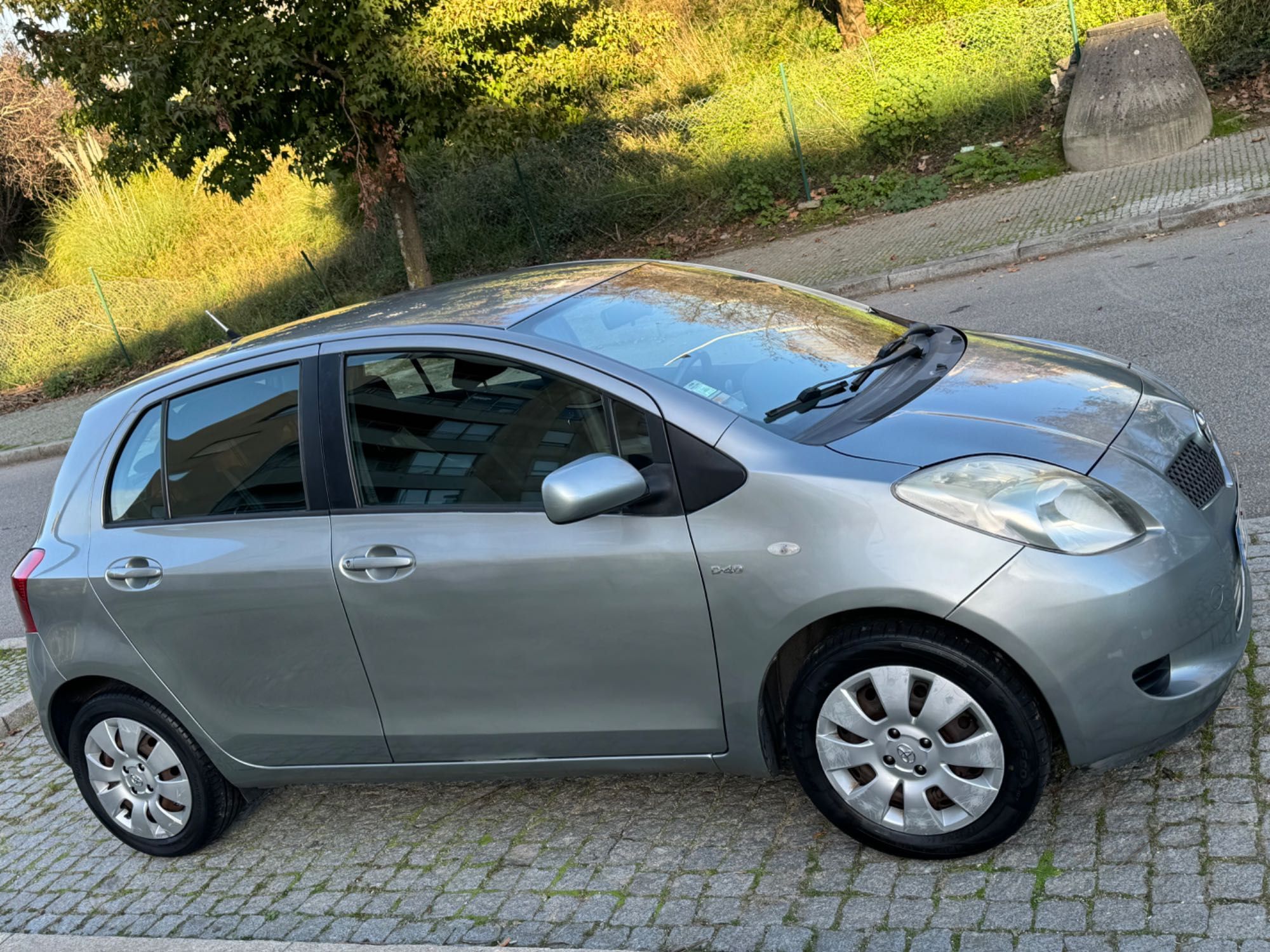 Toyota Yaris com excelente motor 1.4 D4D