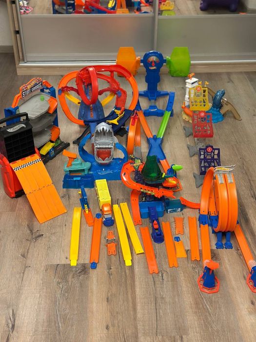 Треки Hot Wheesl все разом