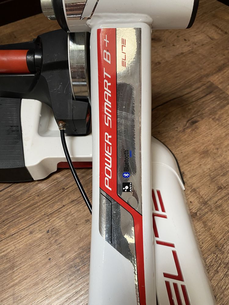 Велотренажер Elite Qubo Power Smart B+ Italy