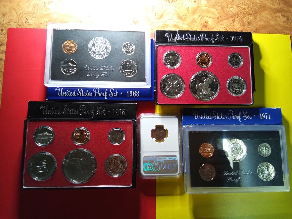 Річні набори США у якості пруф.