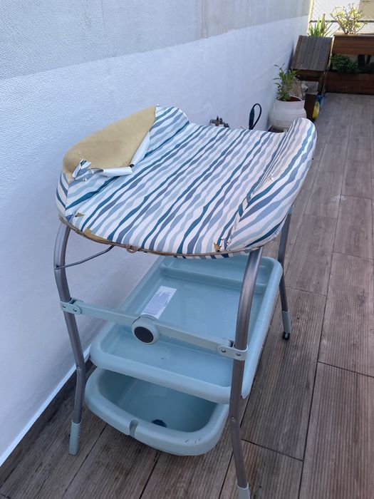 Fraldario com banheira - oferta