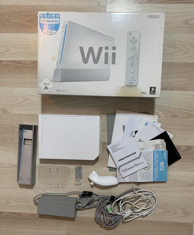 Konsola Wii Nintendo zestaw plus Wii Fit deska