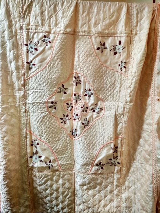 Покрывало на кровать 1,90 на 1,45