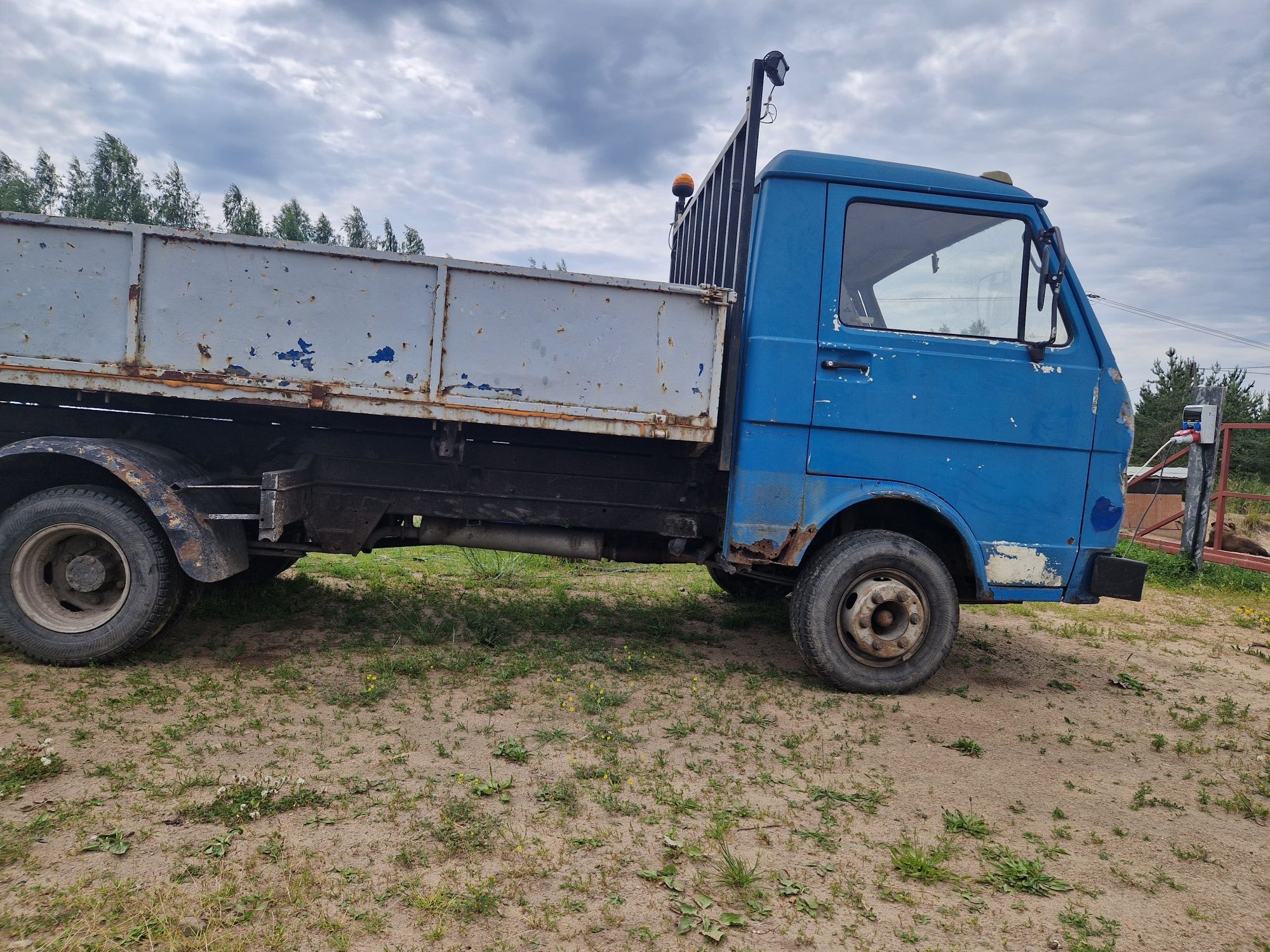 Bus wywrotka / tylko w całości