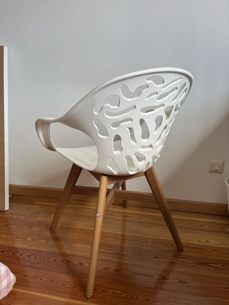 Cadeira IKEA Ótimo Estado