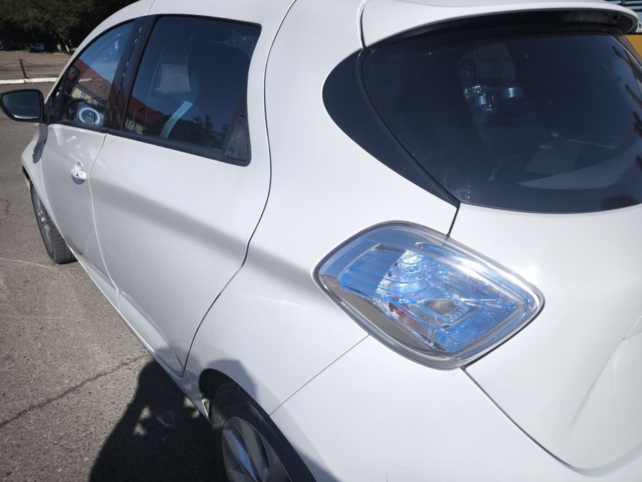 RENAULT Zoe 2013