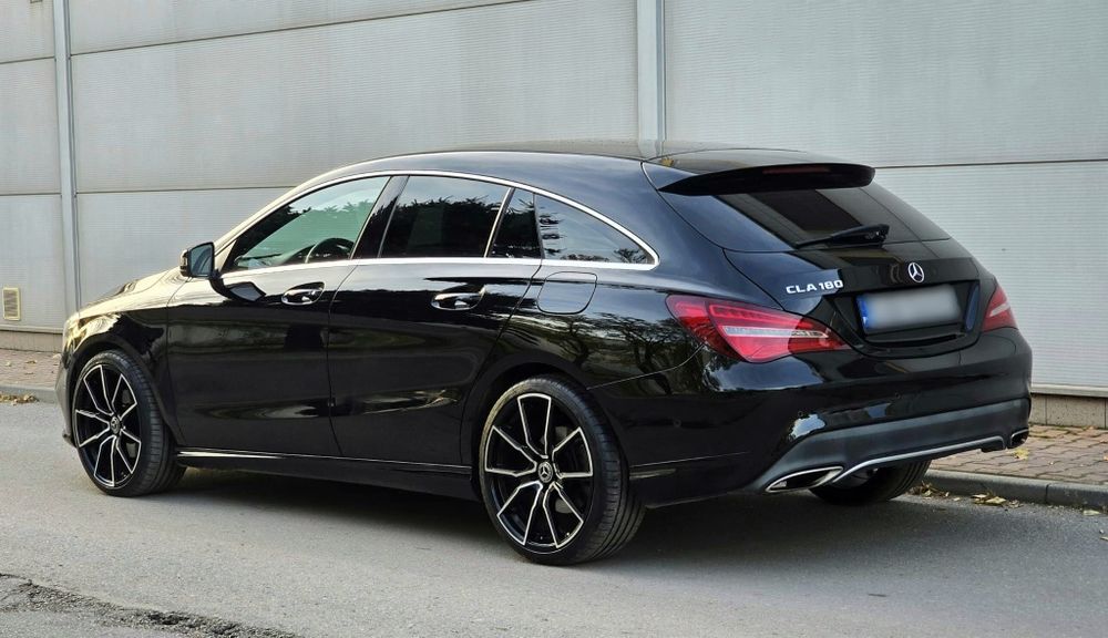 Mercedes-Benz CLA180 AMG 7G~Nawigacja~Bixenon~Półskóra~Czarny Sufit~