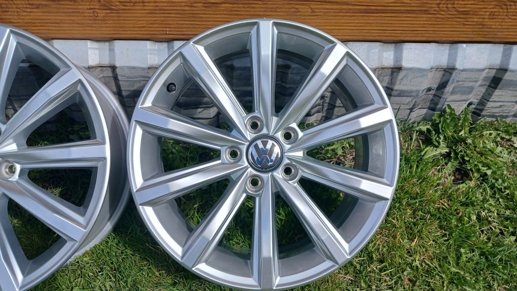 Оригінальні диск титани Passat B8 LONDON 5/112 R17 vag