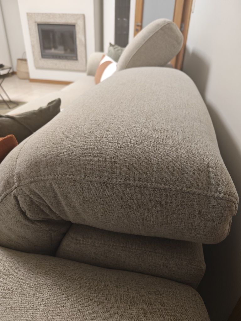 Sofá com relax e chaiselong COMO NOVO