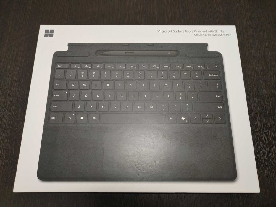 Нова клавіатура Microsoft Surface Type Cover Pro with slim pen Pro8-11