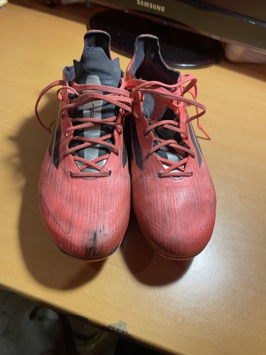 Бутси Adidas f50 42р