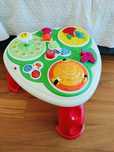 Mesa de atividades e música Chicco +6M