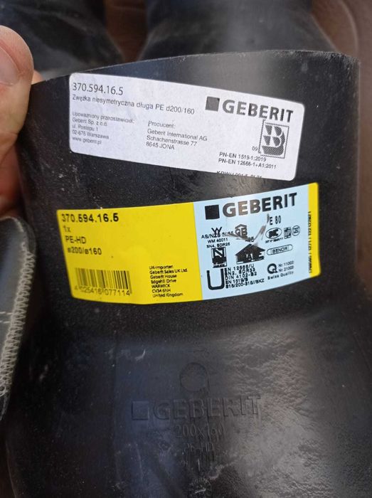 Rury PE GEBERIT fi200 , kolanka, kształtki, redukcje, trójniki, mufy