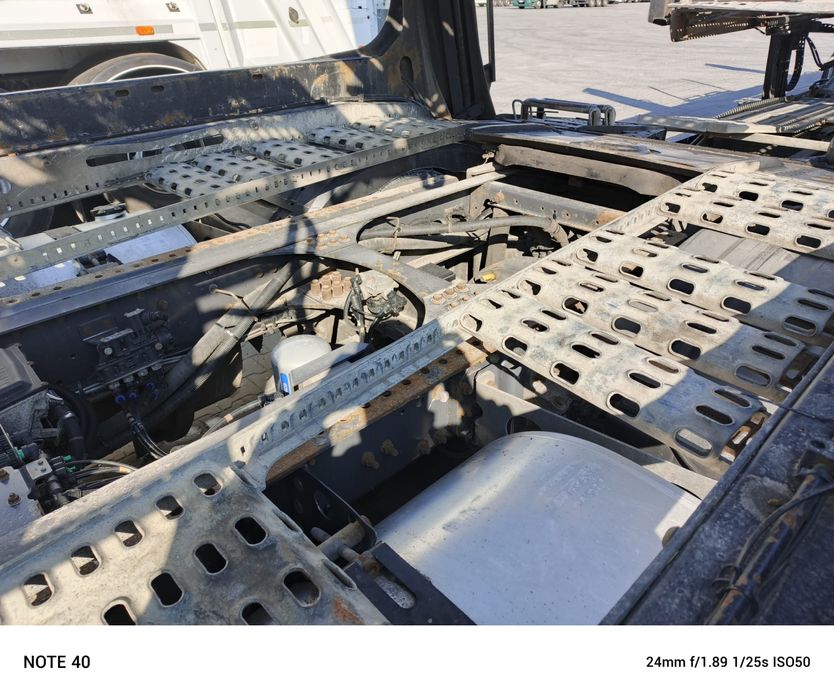 Auto Transporter Renault Premium Lohr Vat23