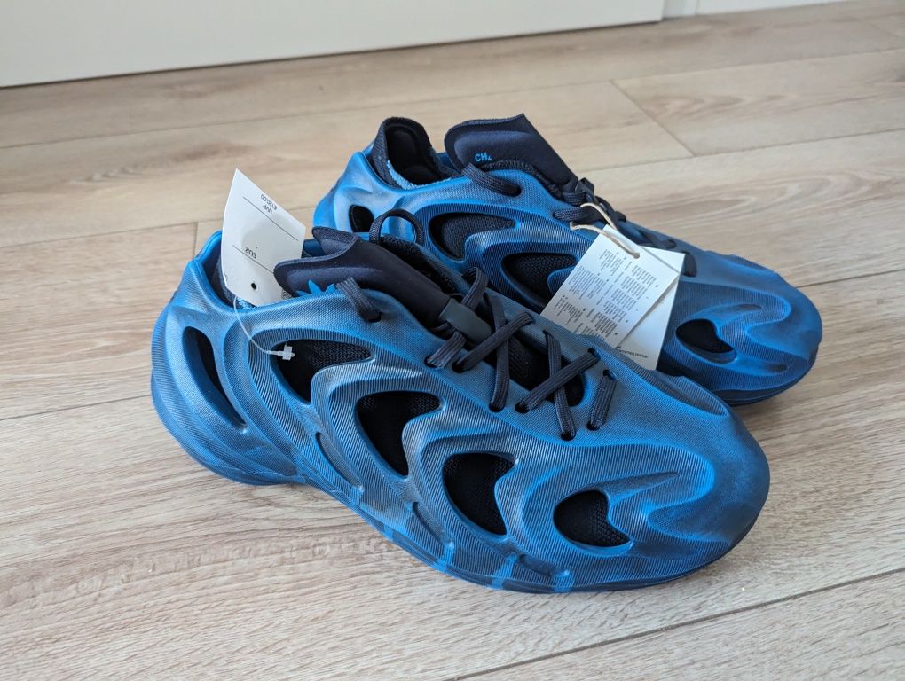 Оригінальні кросівки від Adidas cos fomQuake gy0065 40.5-41 р. 25.5 см