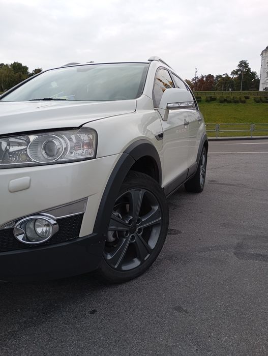 Продам Гарну Chevrolet Captiva C140!!!