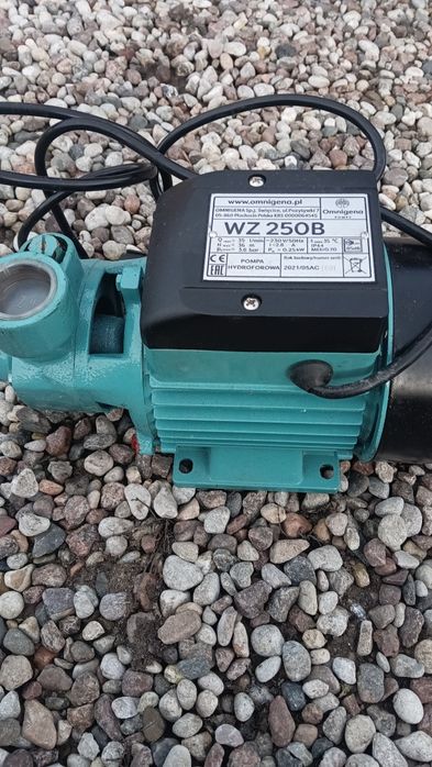 Nowa pompa do wody z silnikiem