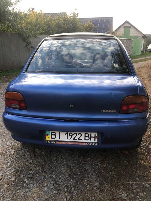 Продам Мазда 121