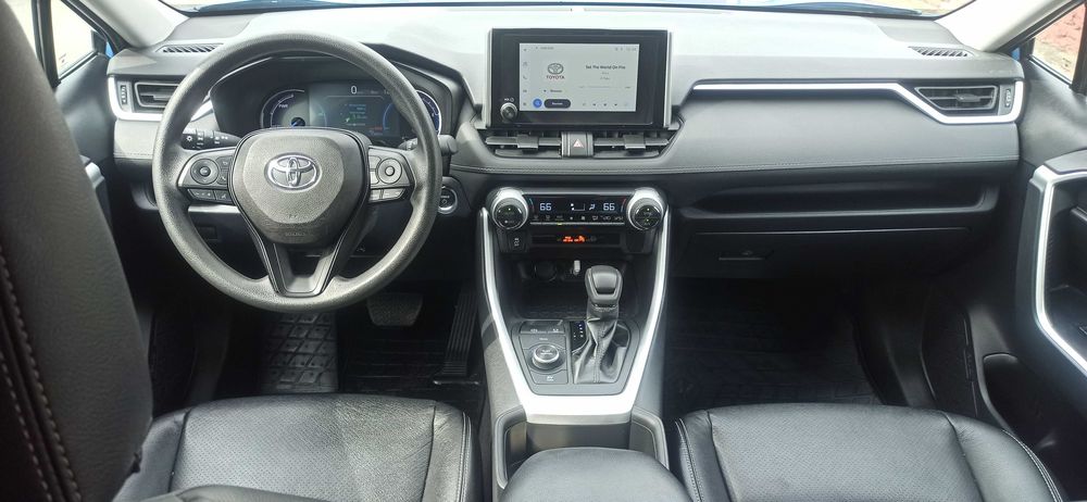 Toyota RAV4 hybrid Woodland edition