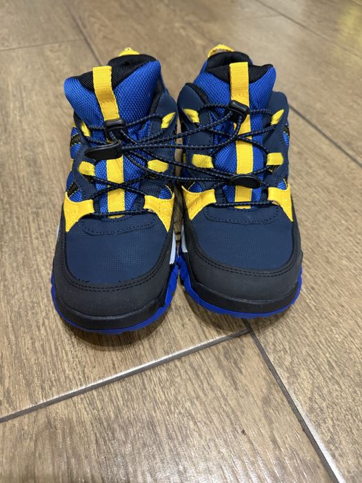 Взуття для хлопчика черевички ботінки Geox