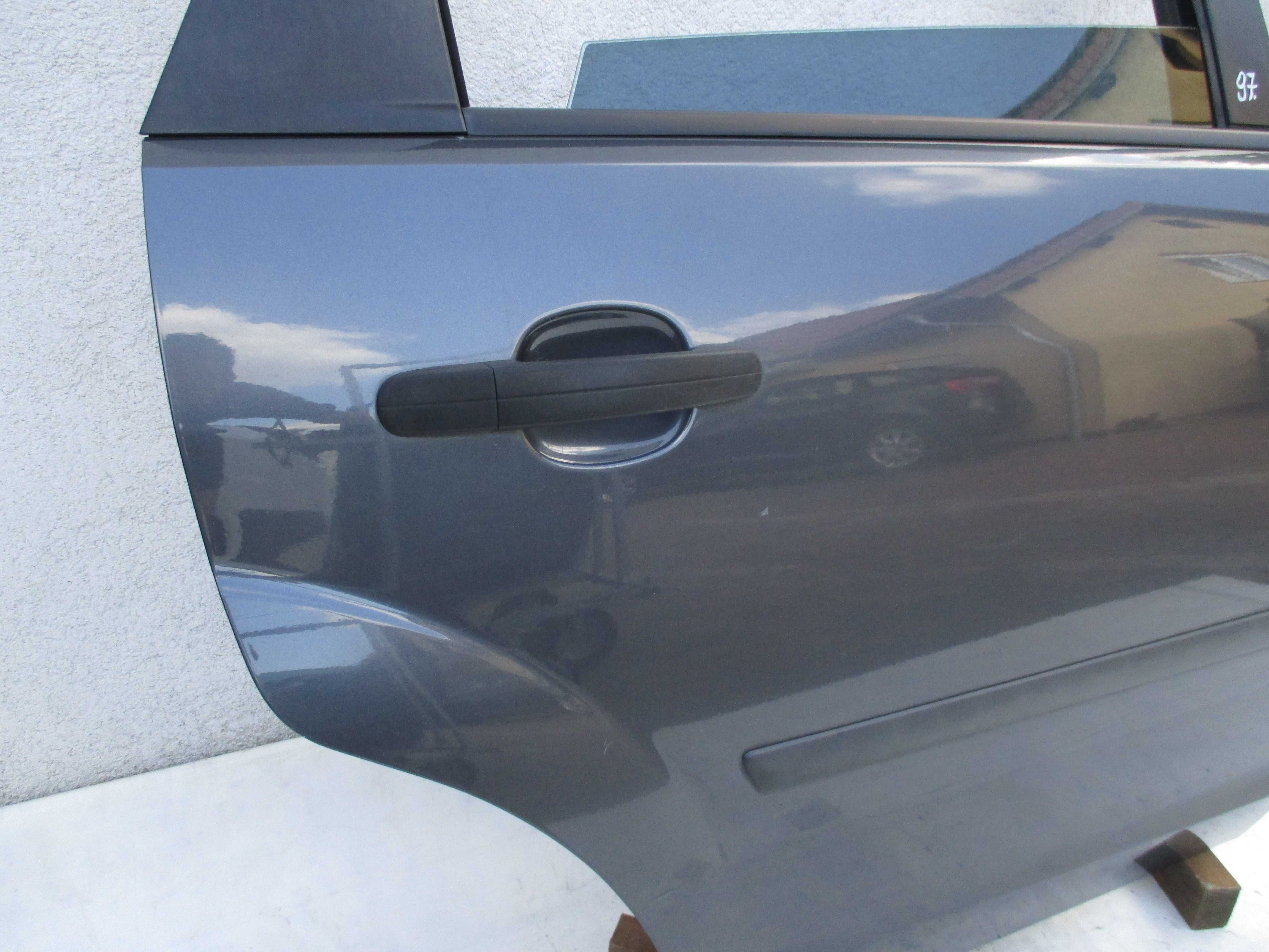 Drzwi tył prawy focus mk2 kombi K1