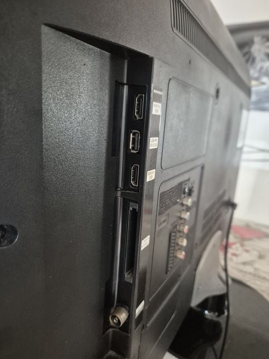 TV Led Samsung UE32F5000 32"