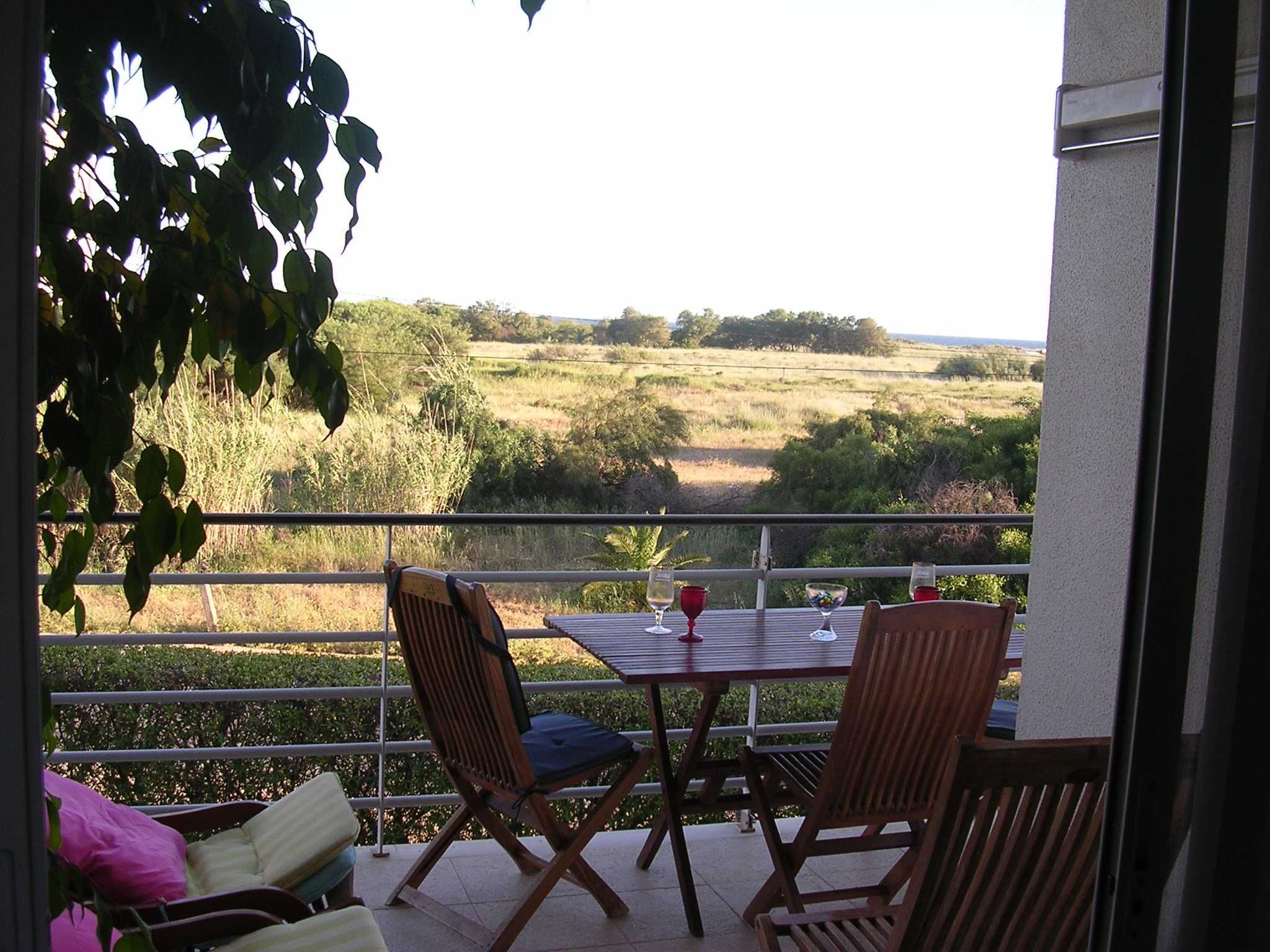 Alvor, T1, To, com piscinas e jardim, a partir de 30 Agosto.