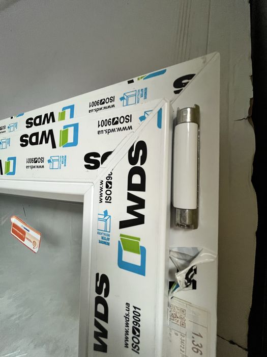 НОВЕ металопластикове поворотно-відкидне вікно