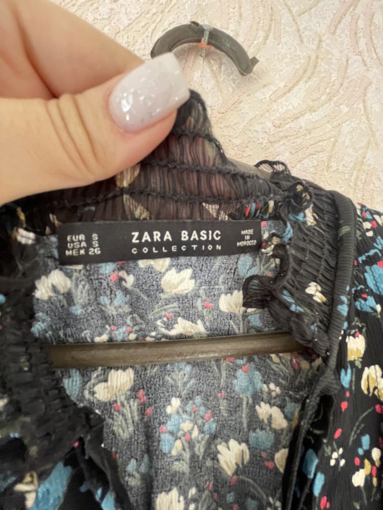 Плаття Zara