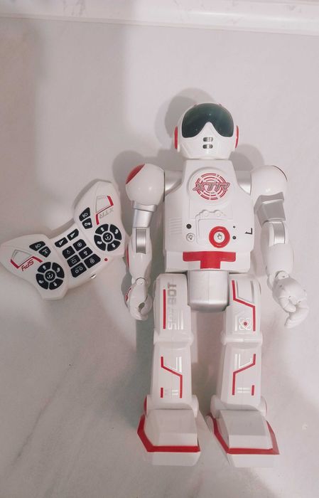 Робот XTREMBOTS Шпигун Stem