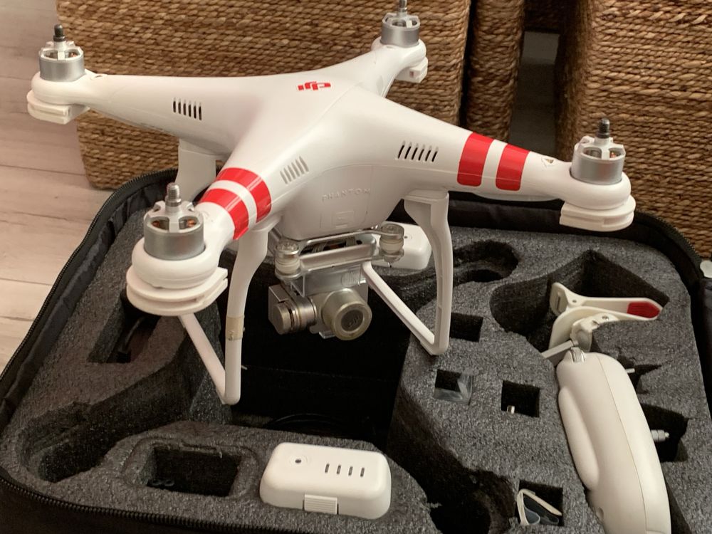 DJI Phantom VISION+ dron z kamerą i gimbalem 3-osiowym
