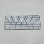 Нова Apple Magic Keyboard with Touch ID клавіатура