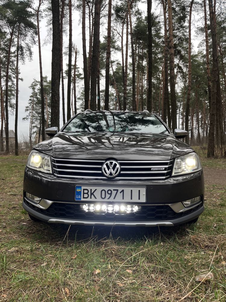 Volkswagen Passat Alltrack 2012